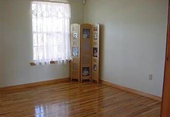 5th image of 111 Chase Hollow Dr
