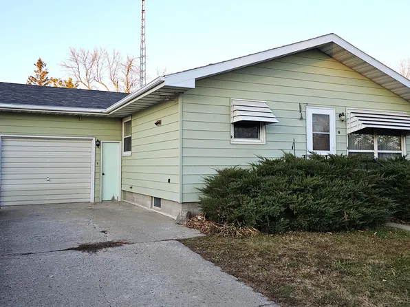209 6th St N, Ellendale, ND 58436