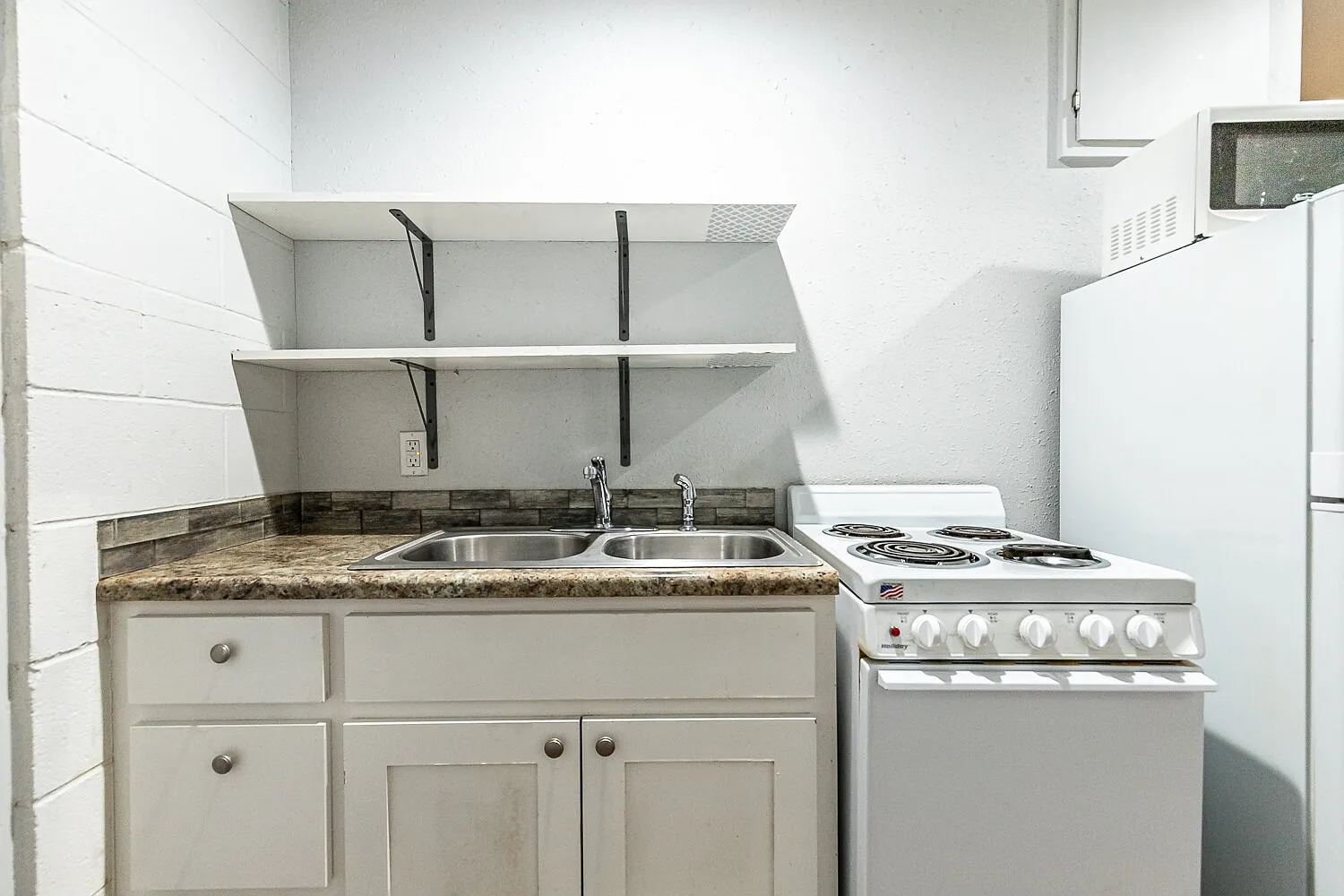 1 bed, 1.0 bath, 500 sqft, $600 — Photo 4