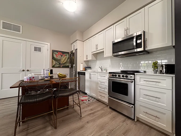 110 Fergus Ave #338 — Photo 5