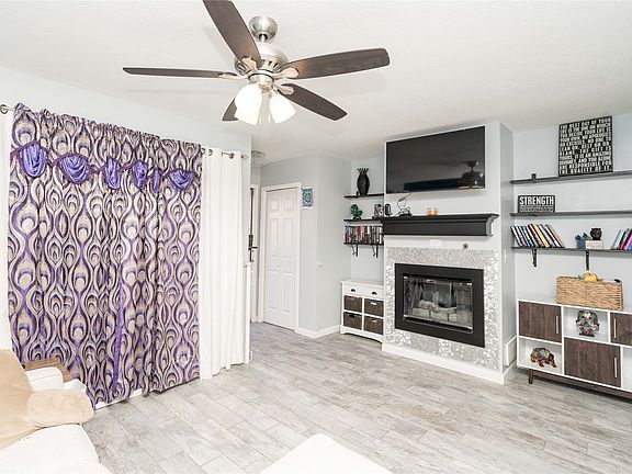 2nd image of 150 S Prairie View Dr Unit 203