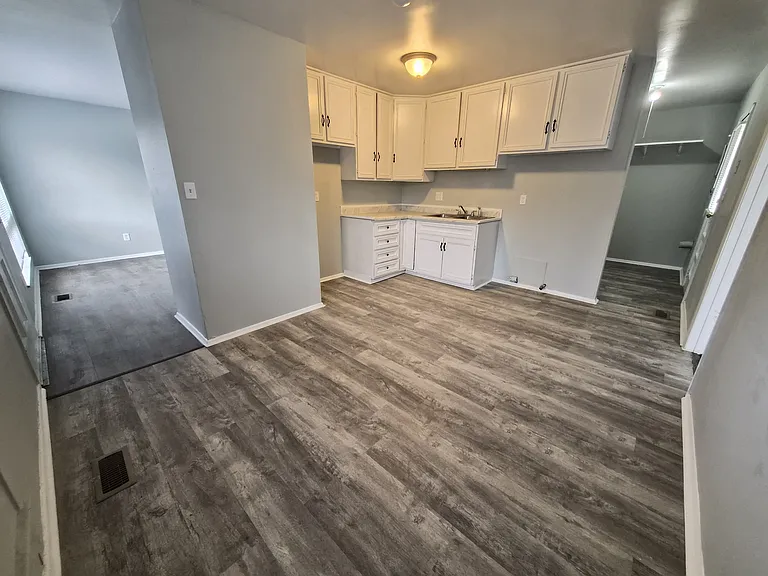 3525 Luewan Ct — Photo 8