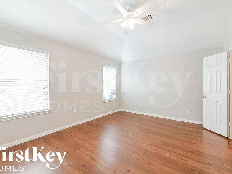 15411 Bammel Oaks Ct — Photo 12