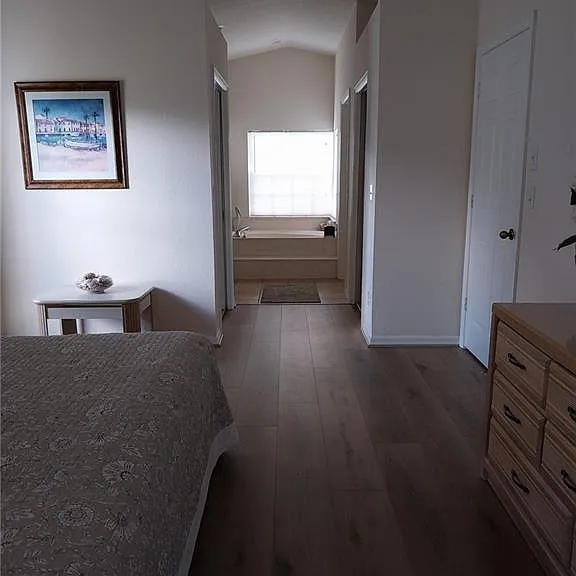 449 Dundee Ct — Photo 22