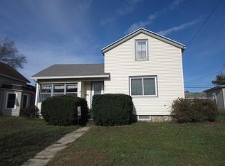 417 E Cook St, Portage, WI 53901