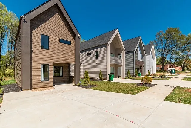 Building Photo - 4115 Merlane Dr