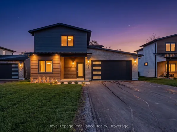 44 Fraser Dr, Quinte West, ON K0K 1E0
