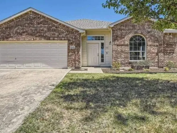 8486 Big Cypress Ct, Fort Worth, TX 76137