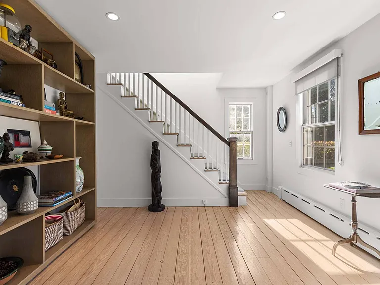 7 Willow Ln — Photo 9