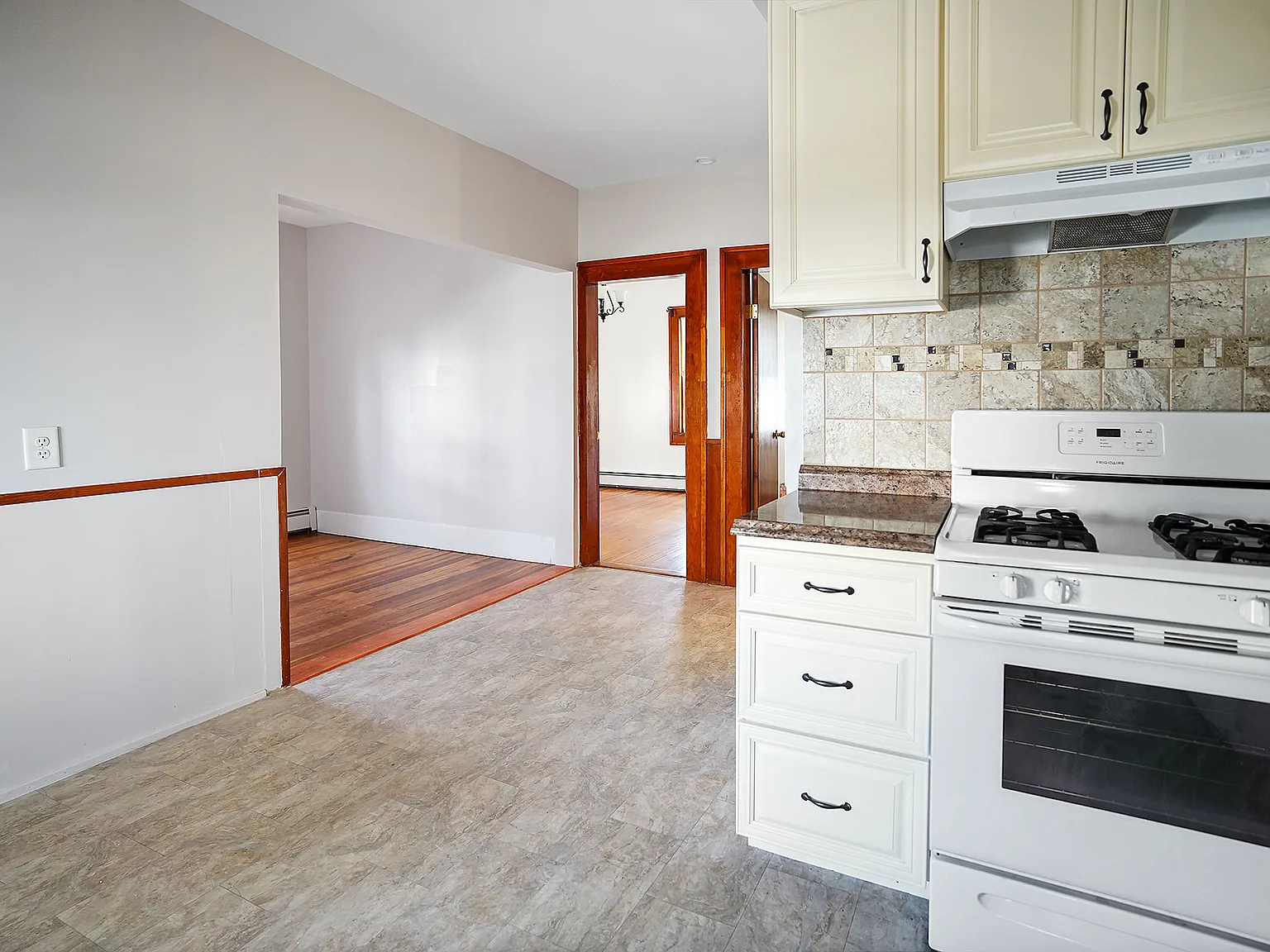 18 Roma St — Photo 2