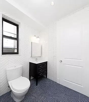 Rented by Avenues Real Estate | media 26