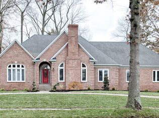 6900 Greenmere Blvd, Prospect, KY 40059