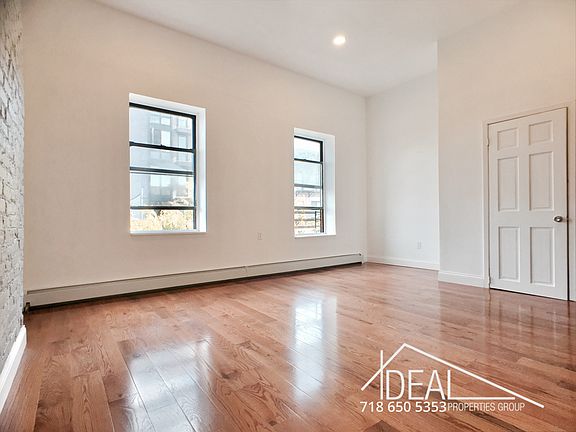 3rd image of 672 Franklin Ave APT 2D