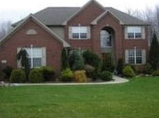 1065 W Parkway Blvd, Aurora, OH 44202