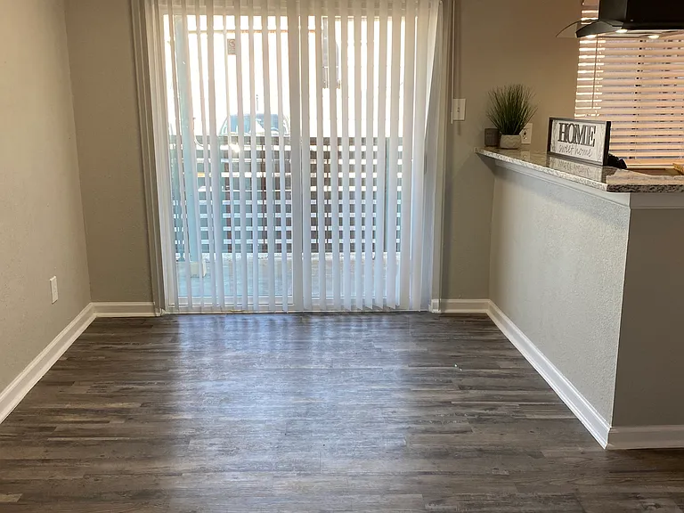 Maxton West Apartment Homes — Photo 91
