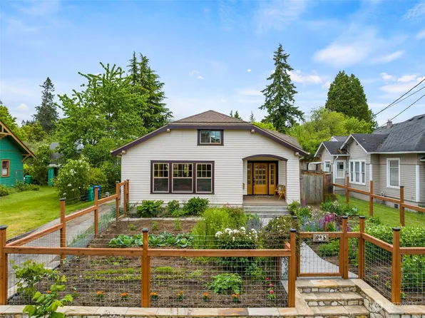 215 18th Avenue SE, Olympia, WA 98501