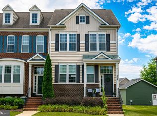 808 Potomac View Pkwy, Brunswick, MD 21716