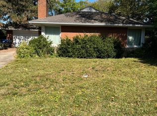 2740 Orchard Ln, Wilmette, IL