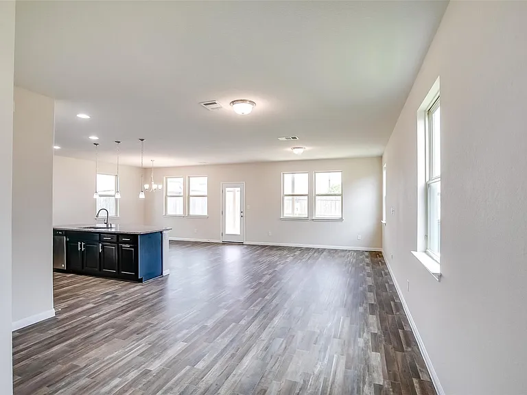 1005 Dawson Dune Cv — Photo 4