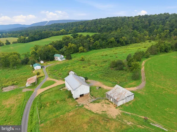 233 Lettys Ln, Mifflin, PA 17058