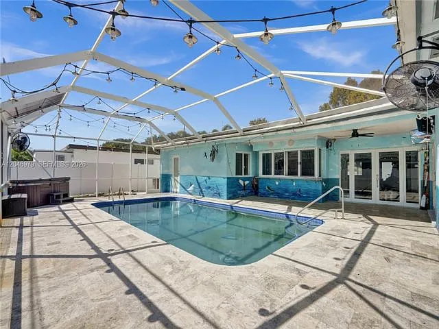 5 bed, 3.0 bath, $5,300 — Photo 3
