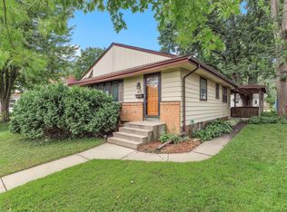 410 12th Ave N, Hopkins, MN 55343