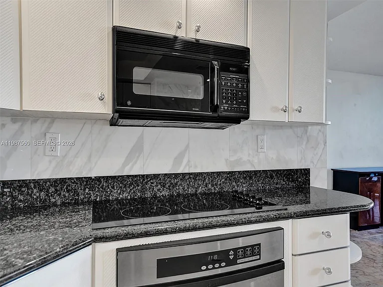 1400 S Ocean Dr #406 — Photo 15