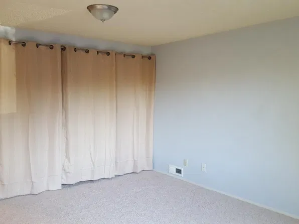 875 SE Fleming Ave #875, Gresham, OR 97080