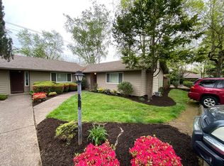 11269 SW Springwood Dr, Tigard, OR 97223