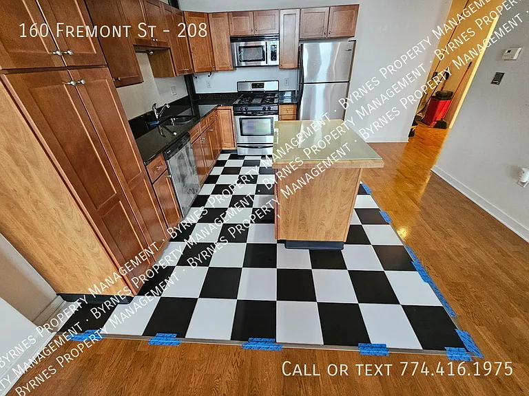 160 Fremont St #208 — Photo 3
