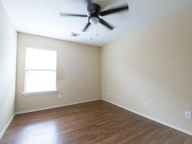 11219 Overland Trail Dr — Photo 19