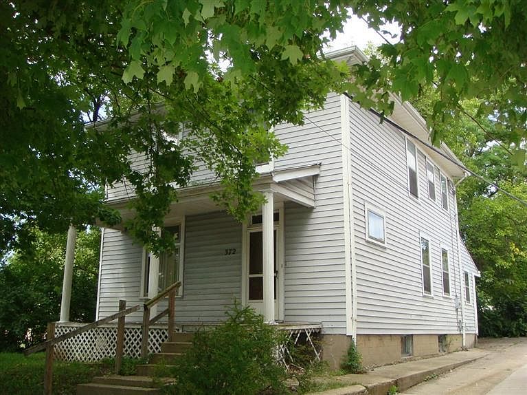 2nd image of 372 Wayne Ave