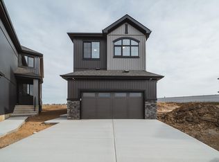 73 Chartres Close, Saint Albert, AB T8T2E1