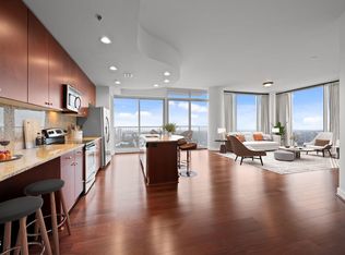 The Plaza Residences - PNC, Raleigh, NC 27601