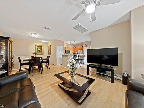 3rd image of 9303 Gilcrease Ave Unit 1106