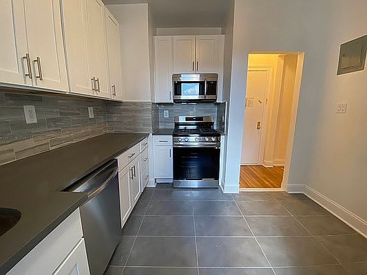 3rd image of 119-20 Metropolitan Ave #4G