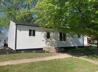 562 Roanoke Rd, Kingsford Heights, IN 46346