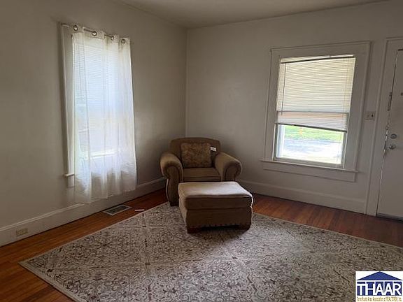 2nd image of 2423 S 8th St