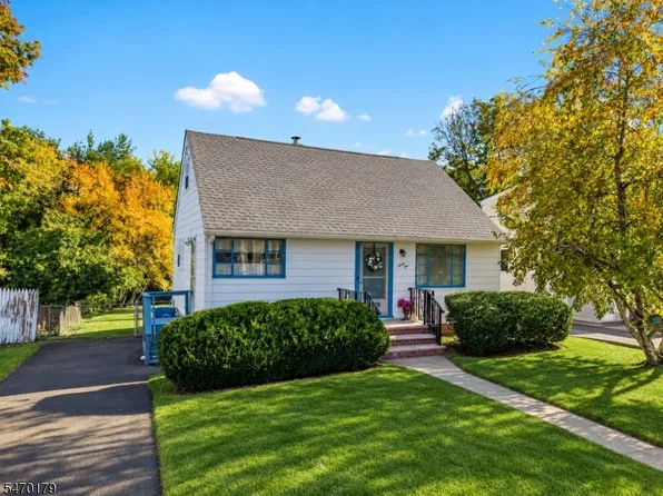 31 Brookhill Ter, Clifton City, NJ 07013