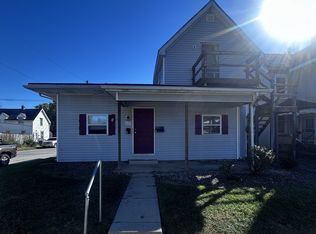 915 W 1st St, Marion, IN 46952