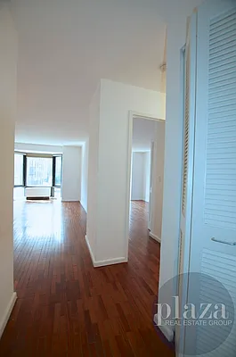 Rented by Plaza Real Estate Group | media 15