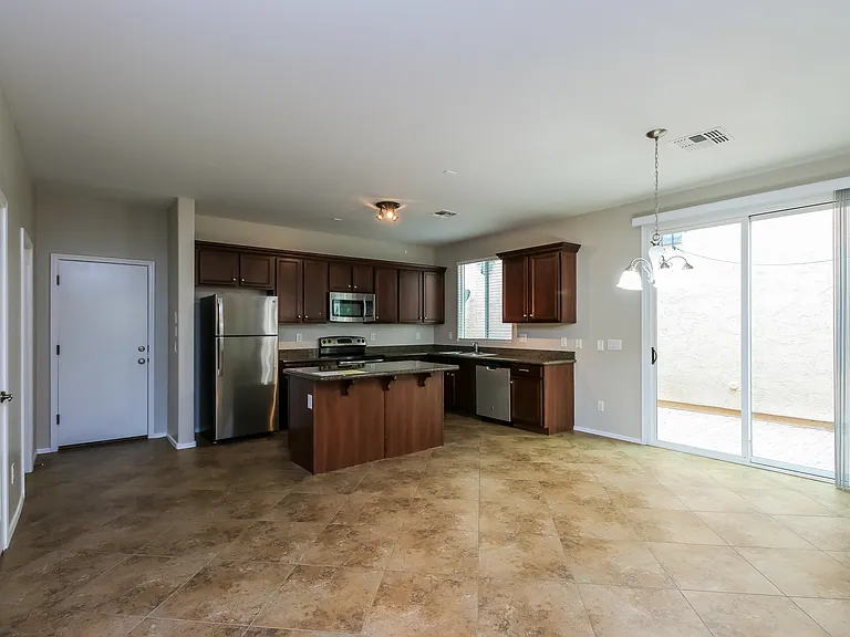 4113 E Tulsa St — Photo 10