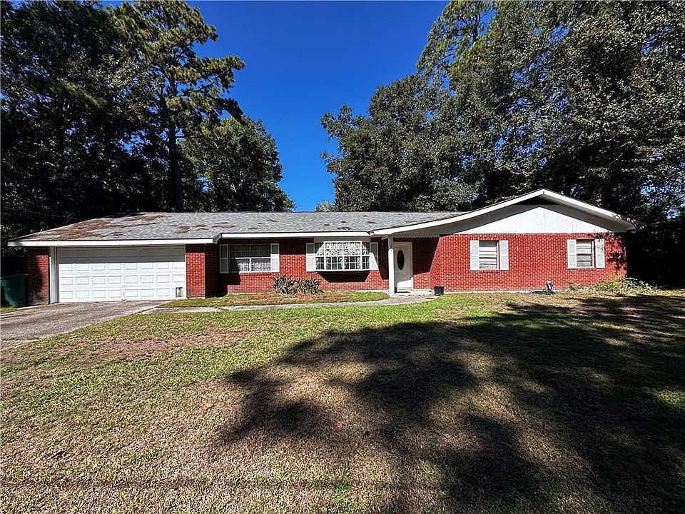 1st image of 700 Glockner Ct
