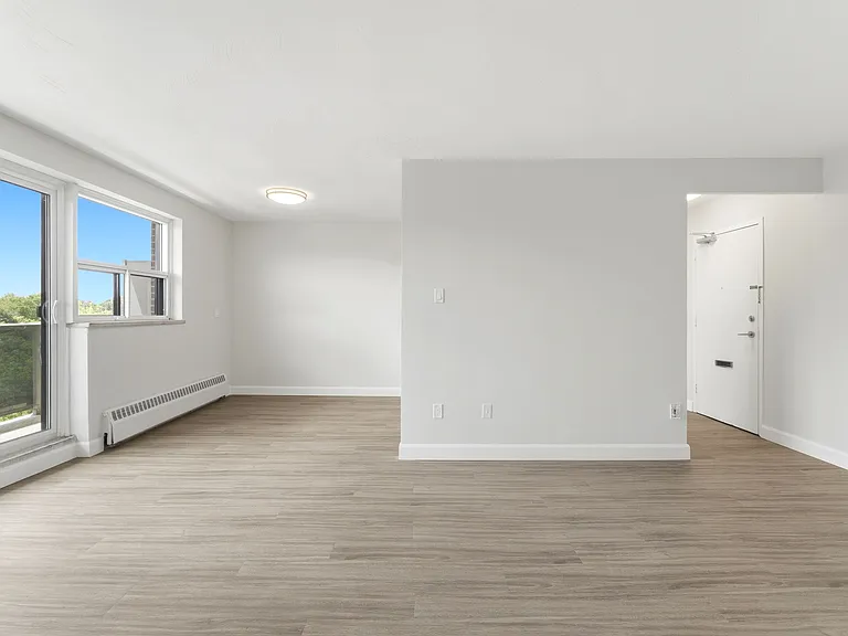 85 Willow Rd — Photo 10