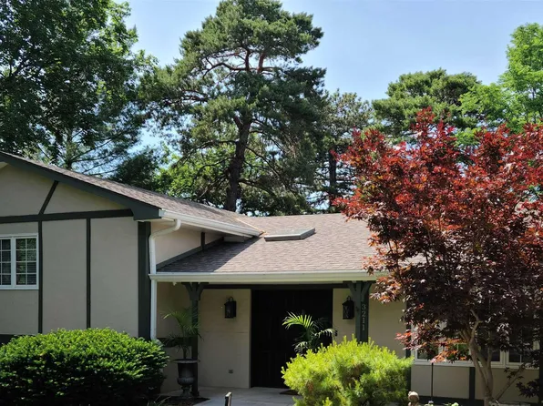 3211 Weaver Ln, Lincoln, NE 68506