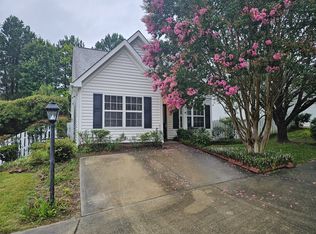 621 Ashford Ln, Durham, NC 27713