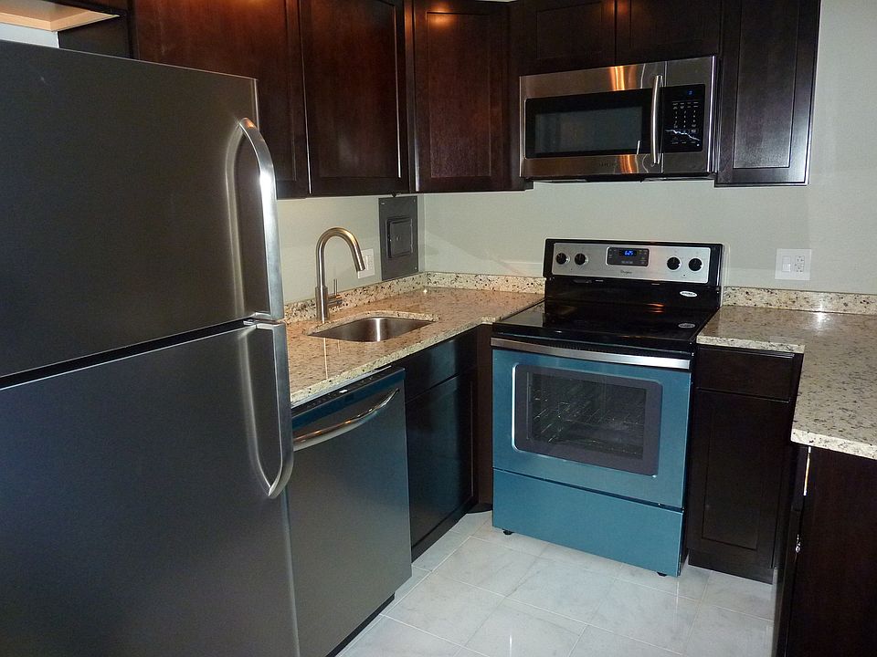 1st image of 510 14th St APT 101