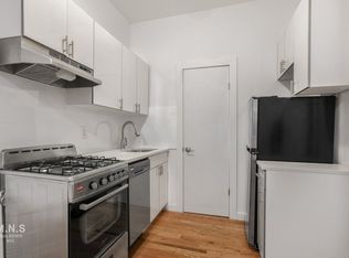 320 W 49th St #4RW1, New York, NY 10019