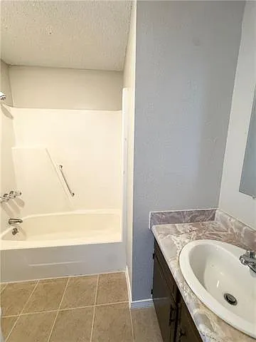 905 Linda Ln #C — Photo 8