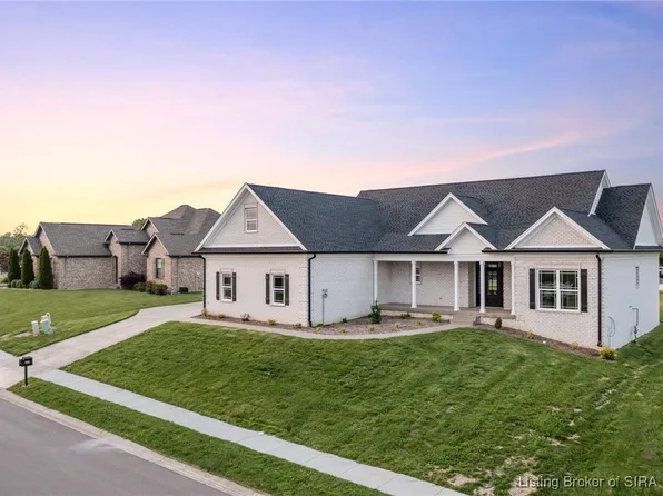 12422 Greenbriar Boulevard, Sellersburg, IN 47172